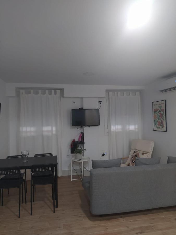 Santo Angel 7 Apartment เซบีญา ภายนอก รูปภาพ